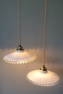 Set Vintage Hanglampen Wit Opaline Glas. Model 'Pie crust'