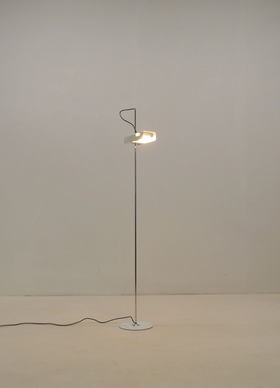 Image 1 of Spider floor lamp designed by Joe Colombo for Oluce, 1960s