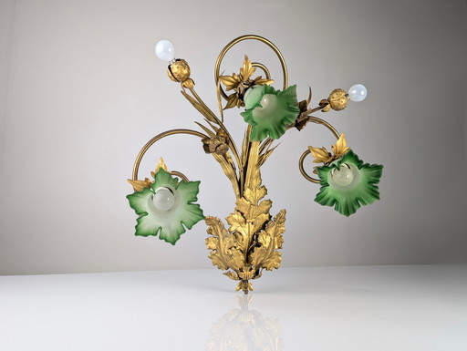 Art Nouveau kastanjeblad en groen glazen wandlamp, 1900