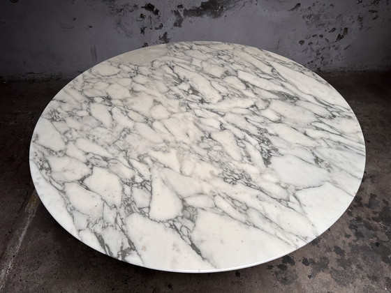 Image 1 of Iconic Design Dining Table – Eero Saarinen for Knoll – Marble – Round 137 cm