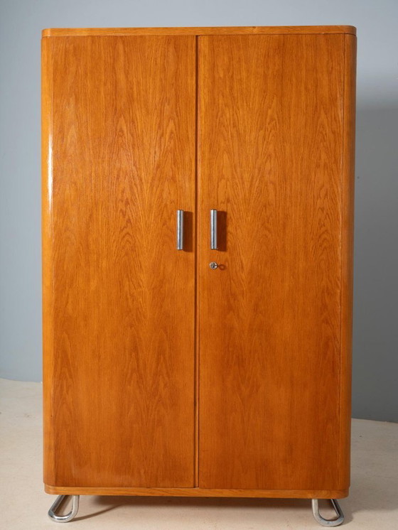 Image 1 of Armario de ropa, Vichr & spol., década de 1930, Checoslovaquia