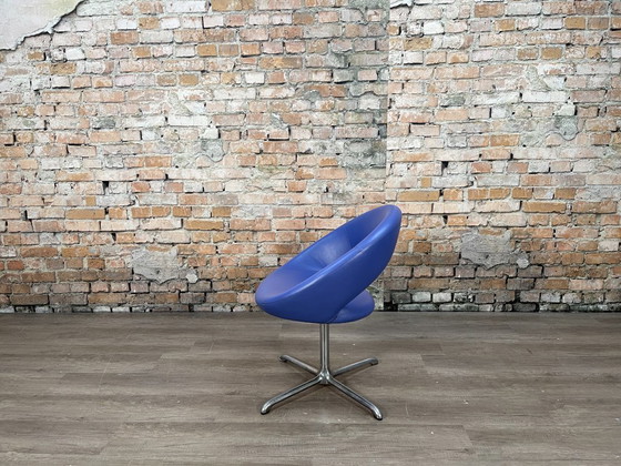 Image 1 of Artifort Nina Purple