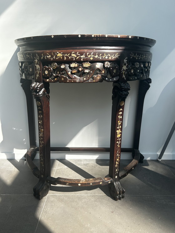 Image 1 of Table d'appoint chinoiserie ancienne semi-circulaire