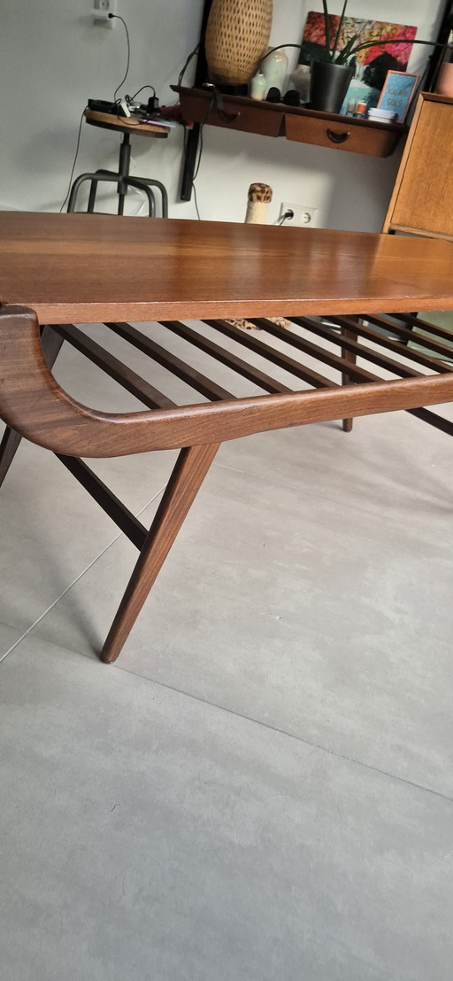 Vintage Teak Couchtisch mit umkehrbarer Tischplatte