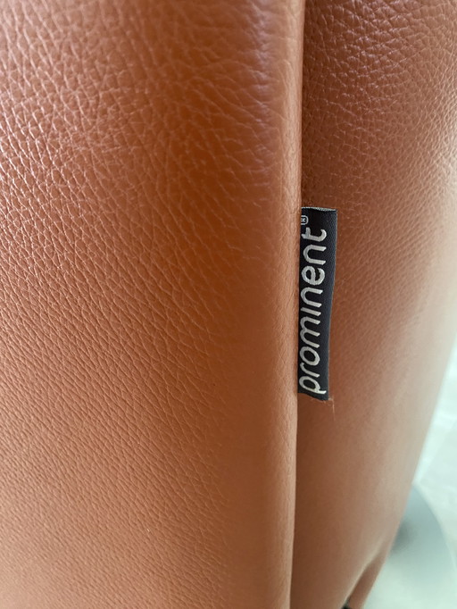 Prominent recliner