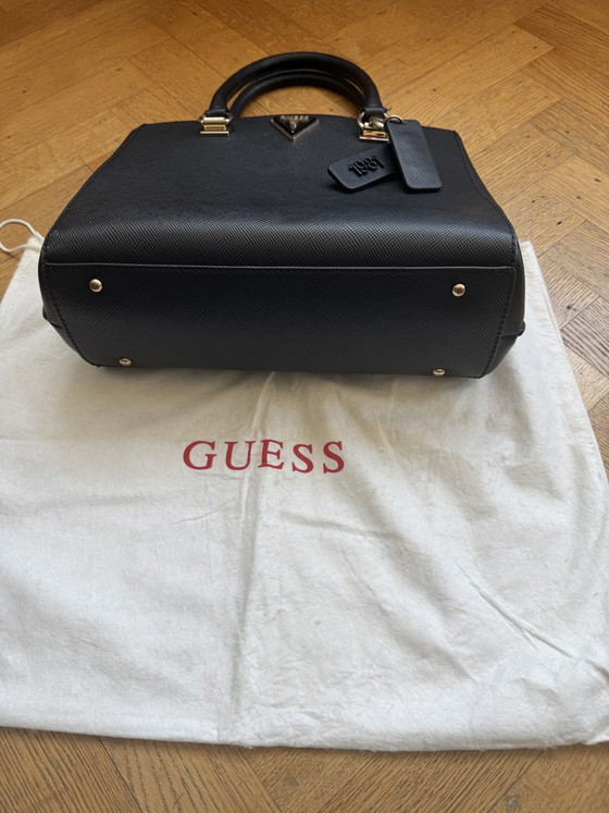 Guess Noelle Girlfriend Satch – Top handle tassen, Nylon (photo 8 of 9)