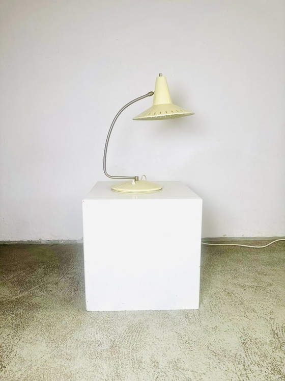 Perforated saucer-shaped table lamp by ANVIA Nederland, the Netherlands, 1950s, Aluminium, mint (photo 4 of 7)