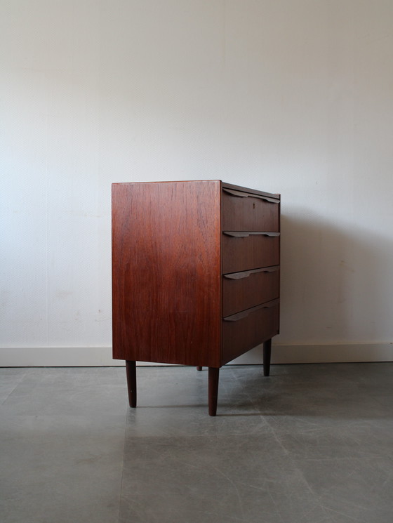 Image 1 of Cassettiera danese vintage in teak