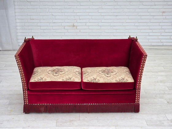 Image 1 of Divano danese "spagnolo" degli anni '70, rivestimento in velluto, gambe in legno di frassino.