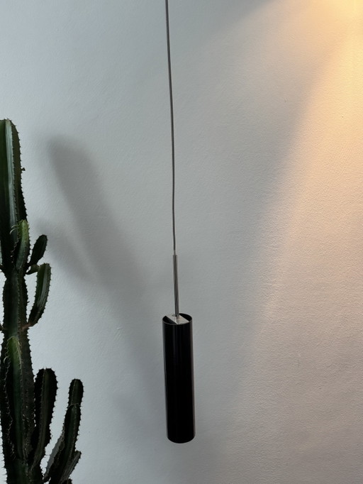 Lampada a sospensione 2X Lucenera 504 di Catellani &amp; Smith, nera, metallo con tubo in fibra di carbonio. 
