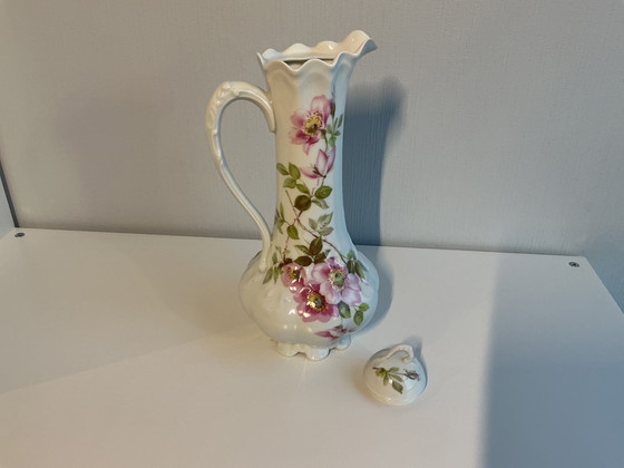 Image 1 of Vintage porcelain chocolate pot with lid (Limoges)