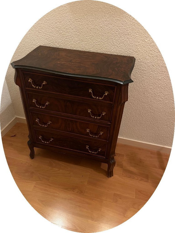 Image 1 of cómoda antigua de madera oscura