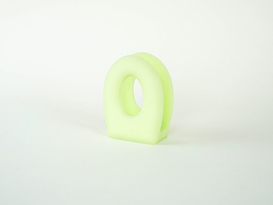 Image 1 of Porta giornali/fazzoletti, design italiano, anni '70, prodotto da Fratelli Guzzini