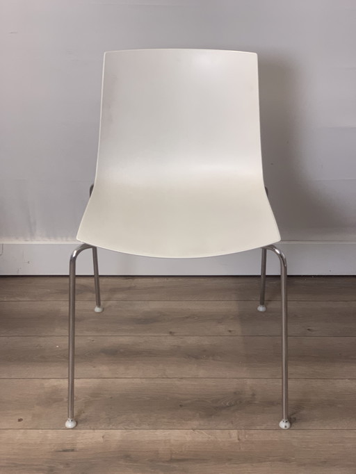 6 x Arper chairs model cartifa