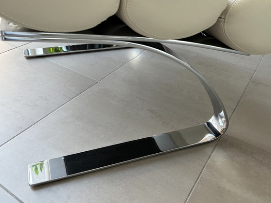 Image 1 of Cor Sinus footstool