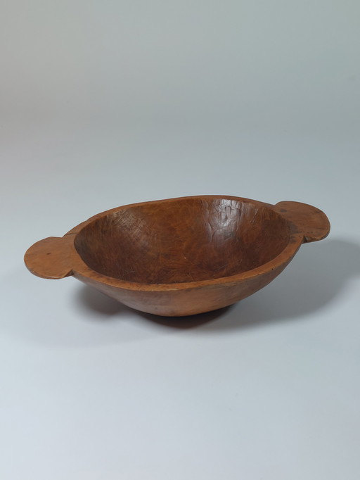 Antica ciotola in legno intagliata a mano, fruttiera Molle