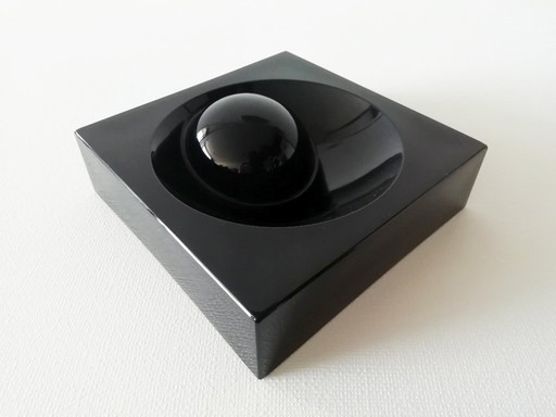 Sculpturale melamine asbak Archiko Design