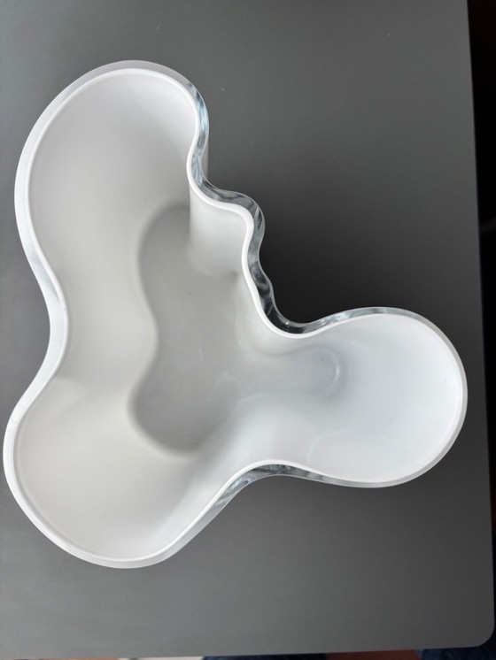 Image 1 of Iittala Alvar Aalto vase, opal white 16 cm