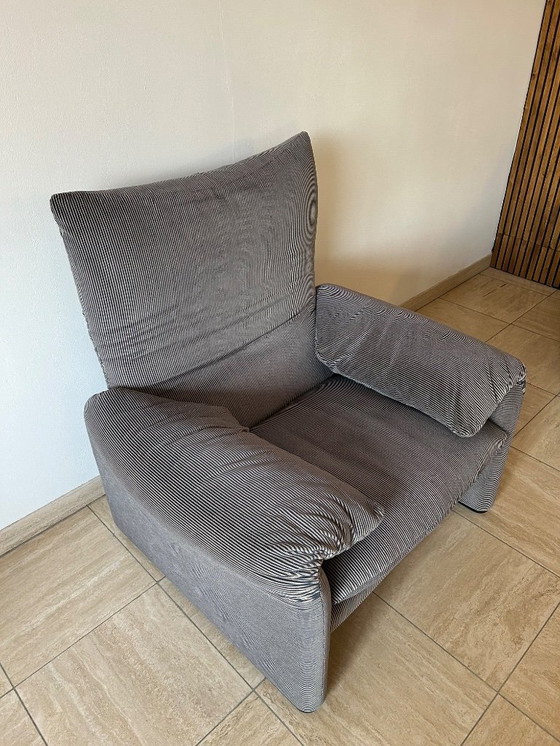 Image 1 of 2,5 posti + poltrona Cassina Maralunga