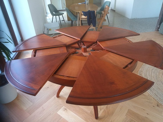 Cherrywood table with radial opening, Jupe type – Dining tables (photo 3 of 5)