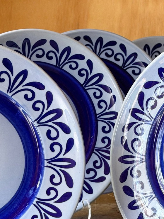 Set Of 5 Royal Sphinx Maastricht Porcelain Plates - Handpainted Blue White Floral Delfts Style - Made In (photo 5 of 11)