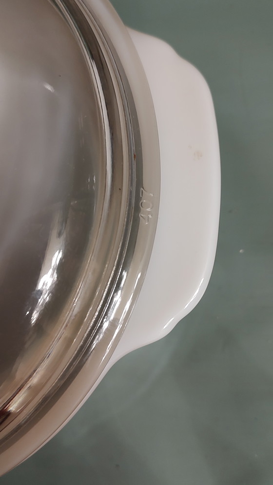 Image 1 of Plat à four Fire King Peach Lustre avec couvercle