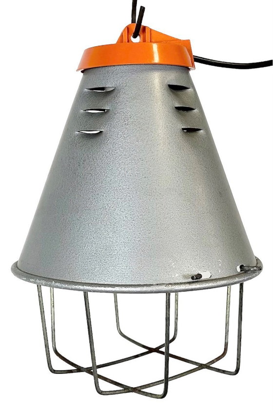 Image 1 of Lampada a sospensione in alluminio grigio industriale, anni '70