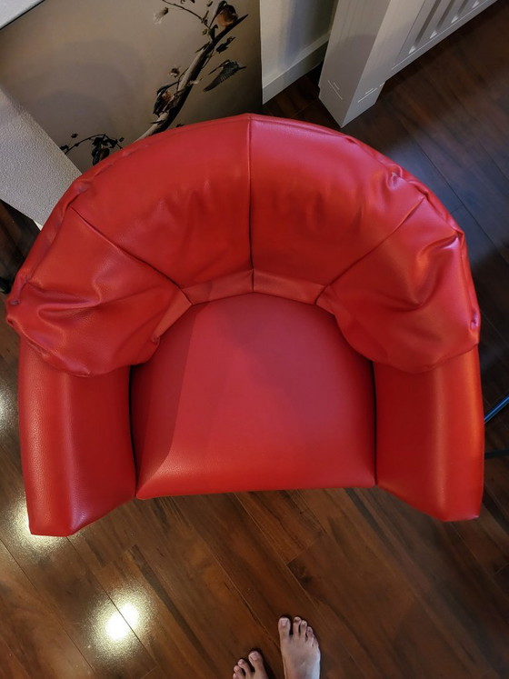 Fauteuil en Cuir Rouge – Leather (photo 5 of 5)