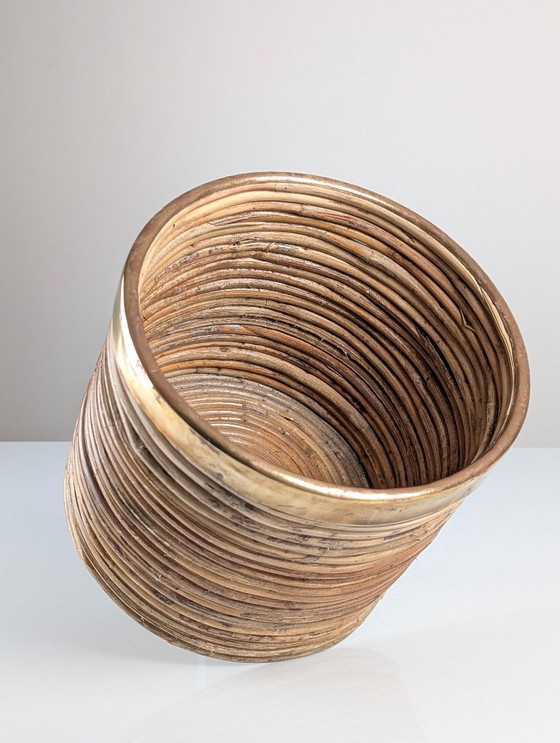 Image 1 of Italiaanse plantenbak van riet en messing uit het midden van de 20e eeuw, jaren 70.