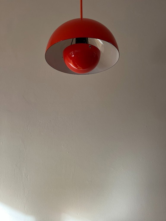 Image 1 of Vintage Louis Poulsen Flowerpot - Verner Panton - VP1 - Danish design lamp