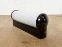 Industriële bruine bakelieten wandlamp met melkglas, jaren 1950