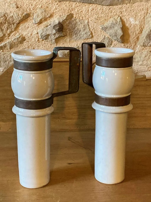 Schokoladenkannen im Bistro-Stil aus feuerfestem Porzellan mit Kupfergriffen, Ende des 19. Jahrhunderts