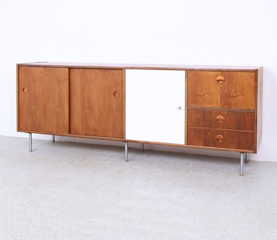 Vintage Fristho Sideboard in Walnut – William Watting – 1960s – Metal (photo 6 of 17)