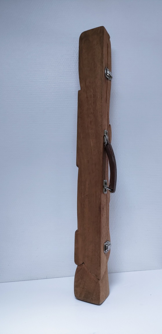 Image 1 of boîte bois queue billard sculpturale