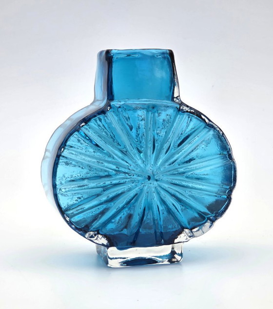 Image 1 of Whitefriars Geoffrey Baxter Sunburst Vase Eisvogelblau