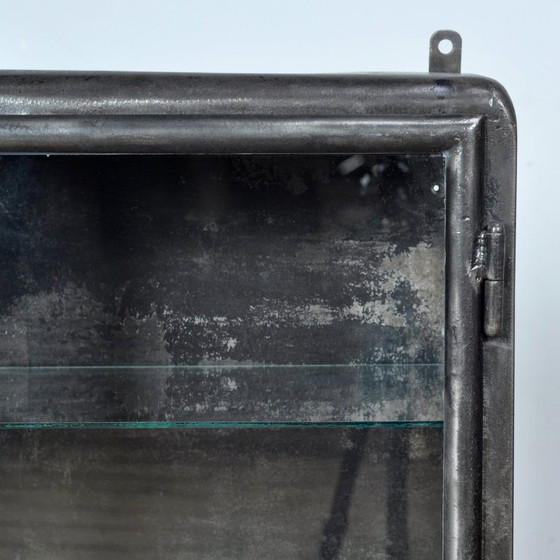 Image 1 of Botiquín, circa 1930