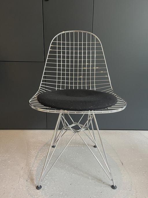 Vitra Eames Wire Chair vintage