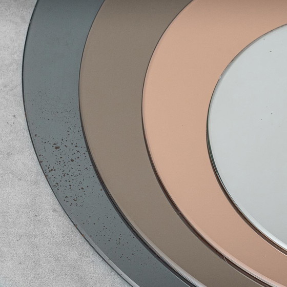 Vintage round mirror with concentric smoked circles Italian design 1970s – Glass (photo 5 of 8)