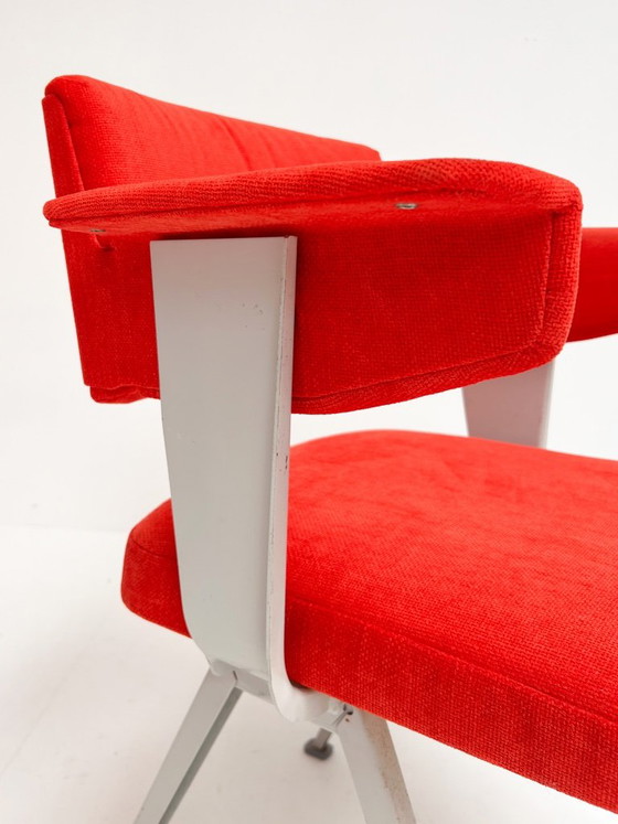 Resort Armchair by Friso Kramer for Ahrend De Cirkel, 1960s – Textile (photo 6 of 15)
