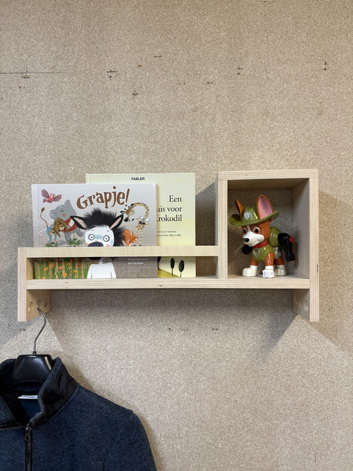Wall shelf - Coat rack - Bookshelf