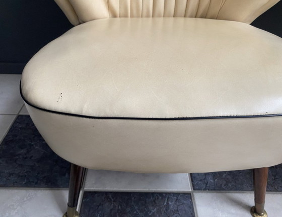 Image 1 of 2 sedie da cocktail in skai bianco anni '60