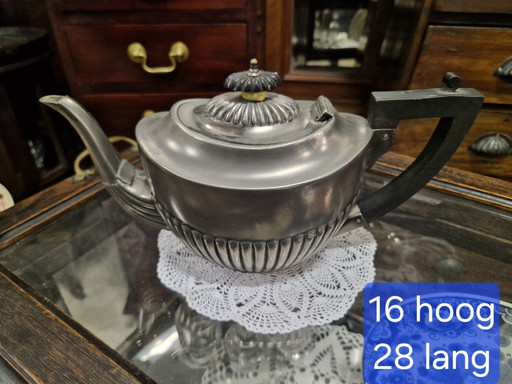 Wunderschöne alte Teekanne