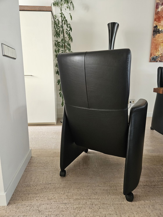 Image 1 of Chaises de salle à manger Leolux avec roulettes