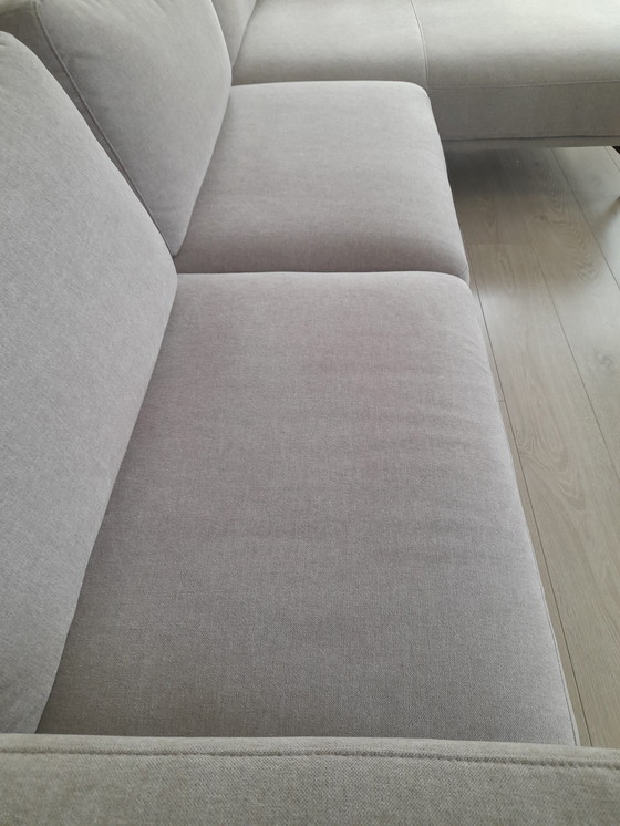 Image 1 of Panca lounge prominente a destra