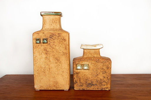 Pair of Swedish Brutalist-style stoneware vases with enameled necks by Curt Magnus-Addin 1960.