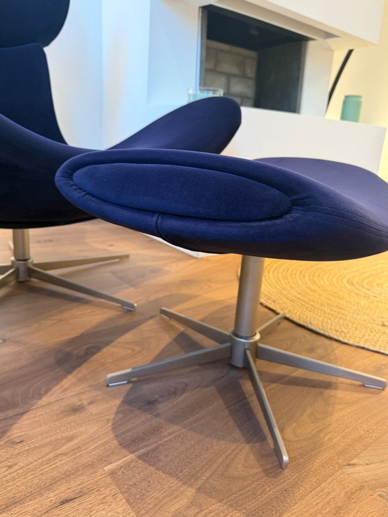 Fauteuil et repose-pieds BoConcept Imola par Henrik Petersen - Velours bleu foncé – Metal, Velvet (photo 10 of 17)