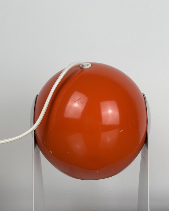 Image 1 of Vintage lamp, Italië, jaren 60, jaren 70, metaal, ruimtetijdperk, Spoetnik-ontwerp, UFO, oranje oogbollamp, industrieel ontwerp,