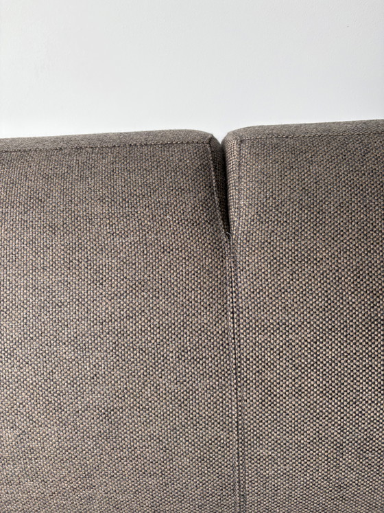 Image 1 of Artifort 3 boutons, ploegwol bruine