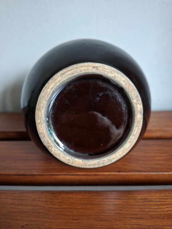 Image 1 of Art deco Oorkan en vaas