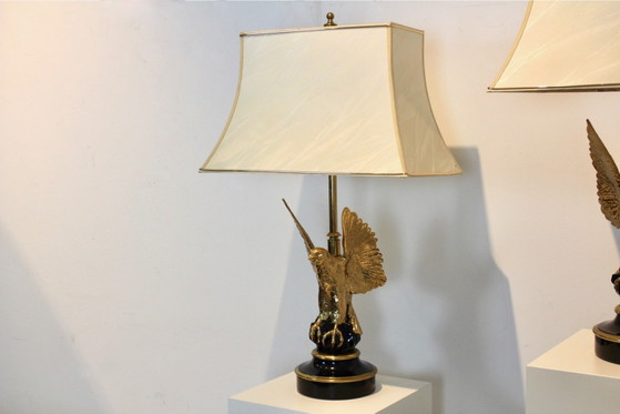 Coppia di Grandi Lampade da Tavolo Scultura Aquila in Ottone Belga per DeKnudt, Seta, Mid Century Modern (foto 8 di 16)